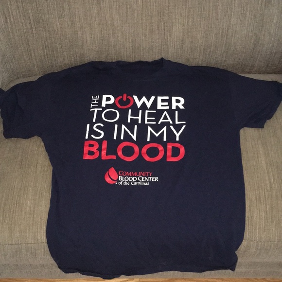 T-Shirt - Picture 2 of 2